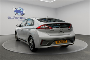 Hyundai Ioniq 28kWh Premium Hatchback 5dr Electric Auto (120 ps)