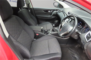Nissan Qashqai 1.5 dCi N-Connecta SUV 5dr Diesel Manual 2WD Euro 6 (s/s) (110 ps)