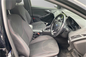 Ford Focus 1.5 TDCi ST-Line Hatchback 5dr Diesel Manual Euro 6 (s/s) (120 ps)