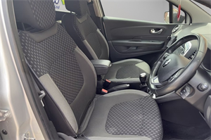 Renault Captur 1.5 dCi ENERGY Dynamique S Nav SUV 5dr Diesel Manual Euro 6 (s/s) (90 ps)