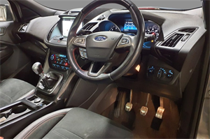 Ford Kuga 1.5 TDCi ST-Line SUV 5dr Diesel Manual Euro 6 (s/s) (120 ps)