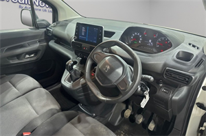 Peugeot Partner 1.5 BlueHDi 1000 Professional Standard Panel Van 5dr Diesel Manual SWB Euro 6 (100 bhp)