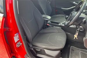 Ford Focus 1.5 TDCi Zetec Edition Estate 5dr Diesel Manual Euro 6 (s/s) (120 ps)