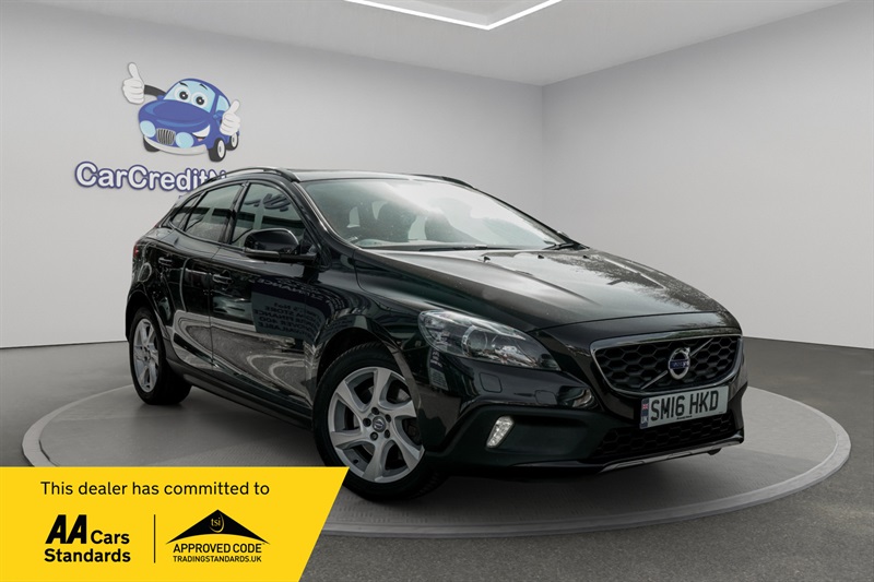 Volvo V40 Cross Country 2.0 D2 Lux Hatchback 5dr Diesel Manual Euro 6 (s/s) (120 ps)