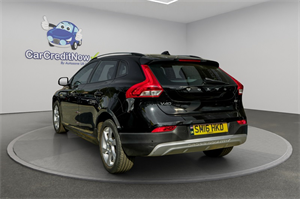 Volvo V40 Cross Country 2.0 D2 Lux Hatchback 5dr Diesel Manual Euro 6 (s/s) (120 ps)