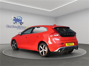 Volvo V40 2.0 T2 R-Design Hatchback 5dr Petrol Manual Euro 6 (s/s) (122 ps)