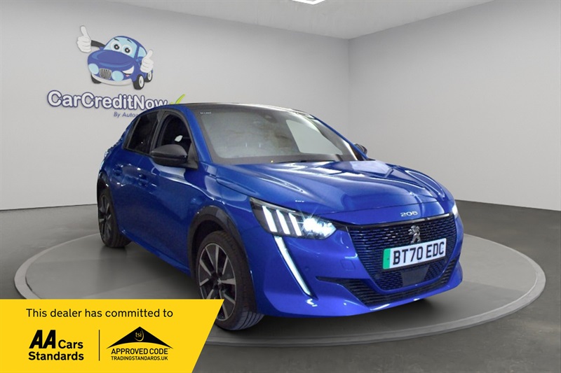 Peugeot E-208